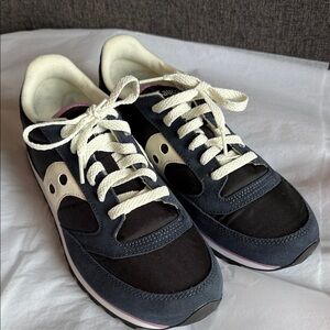 Saucony Original Low Pro Jazz Sneakers Retro size 9 nwot